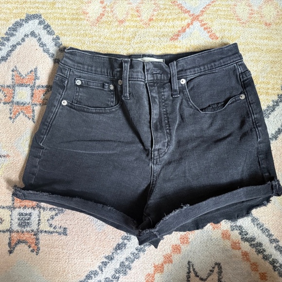 Madewell High Rise Denim Shorts Sz 26 Black Jean Lunar Was - Picture 1 of 4